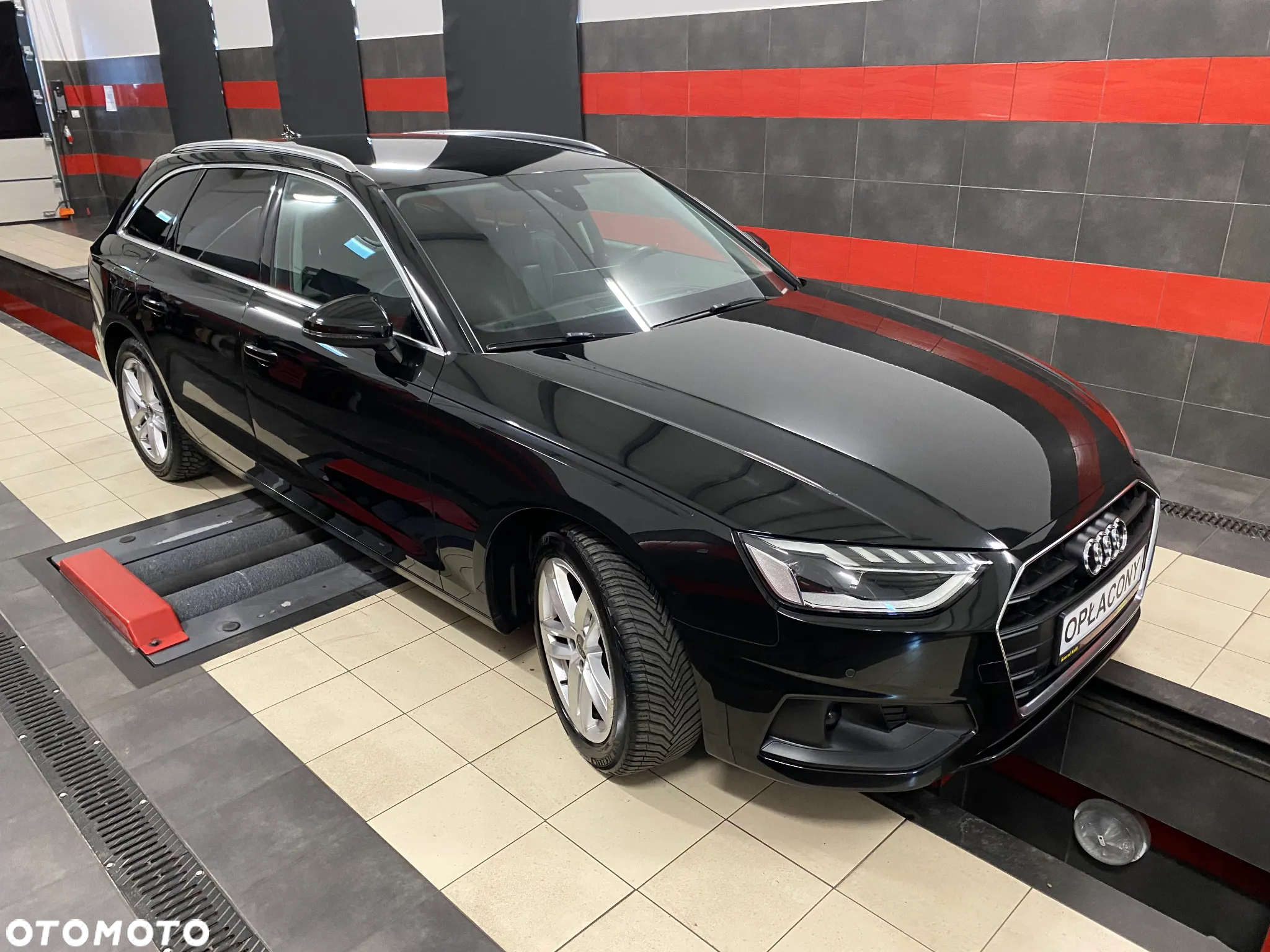 Audi A4 2.0 TDI Design S tronic - 4