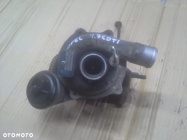 Opel Corsa 1.7 CDTi turbosprężarka 73501344