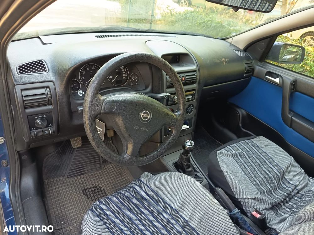 Opel Astra - 3