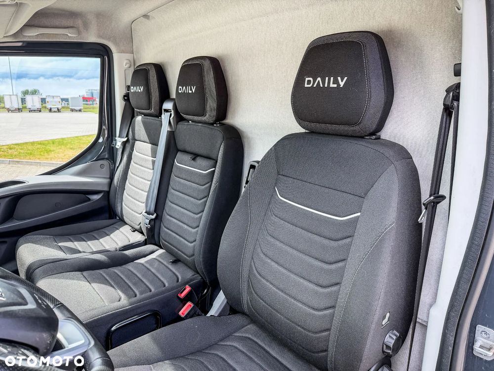 Iveco Daily 35S18HA8 V MY22 L4H3 3.0 Diesel 180 KM AT8 ZF! - 35