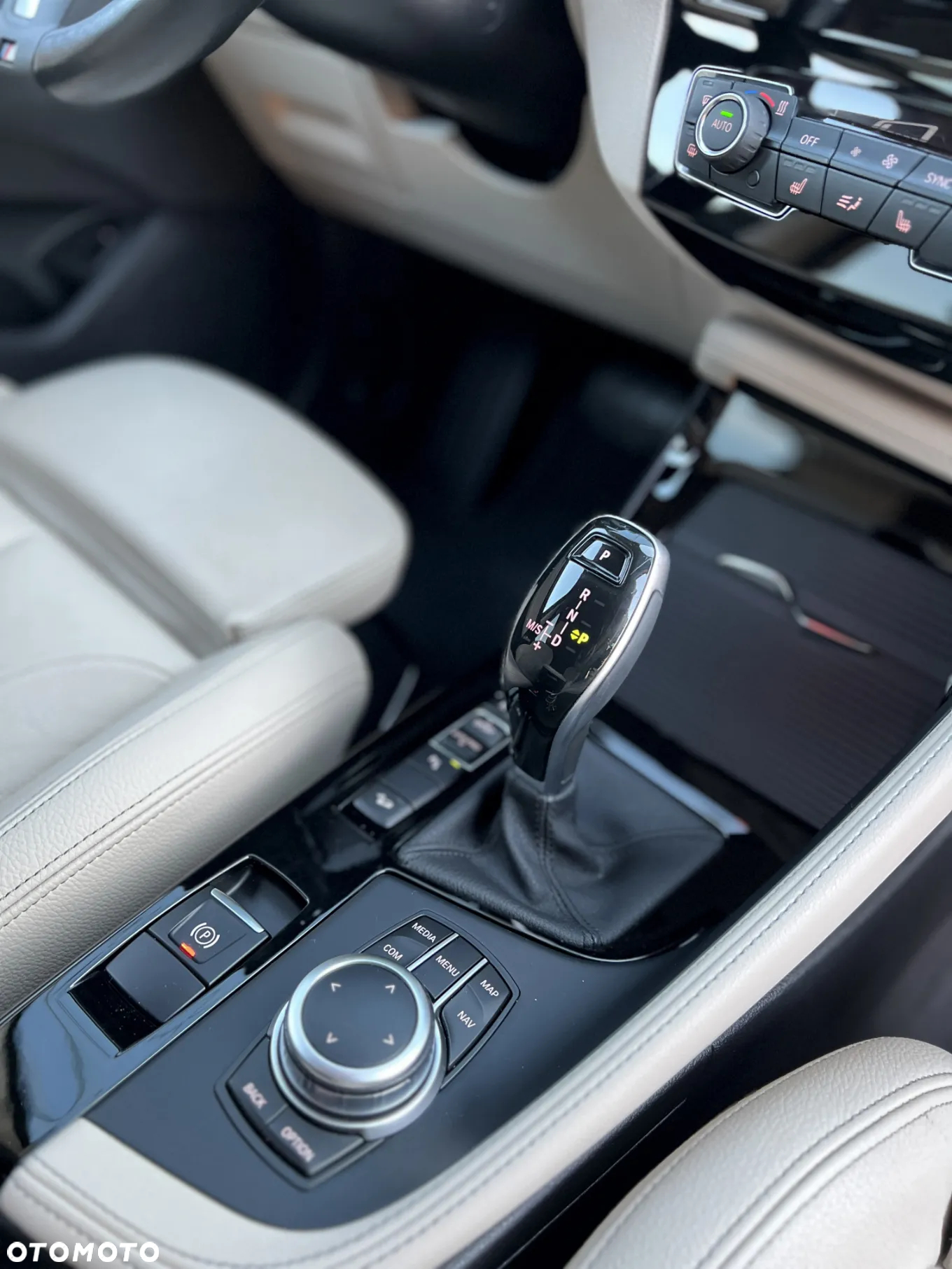 BMW X1 xDrive18d xLine sport - 14