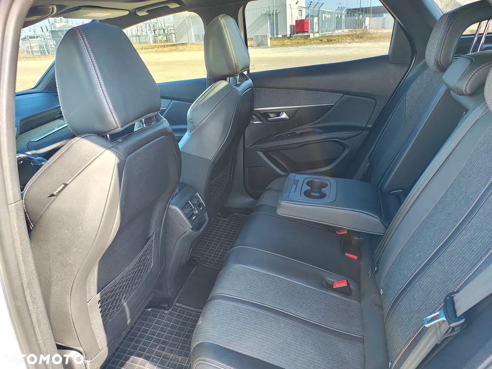 Peugeot 3008 1.2 PureTech GT S&S - 21