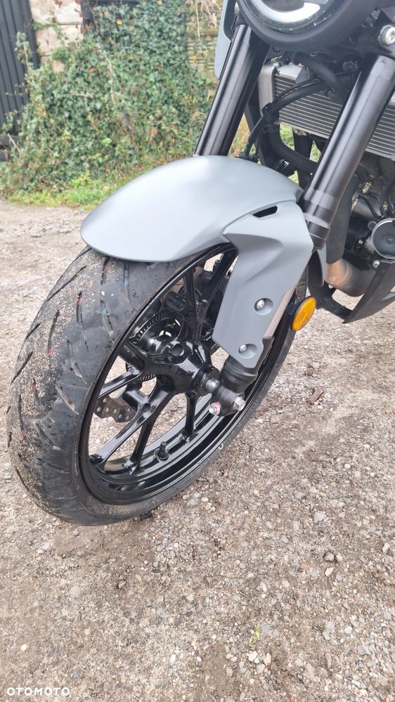 Honda CB - 28