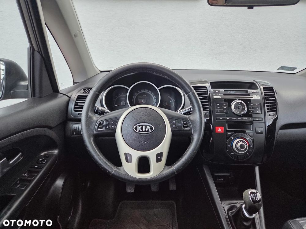 Volkswagen Golf - 6