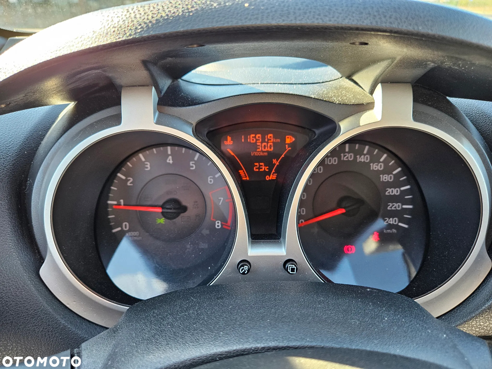 Nissan Juke 1.6 Acenta - 15