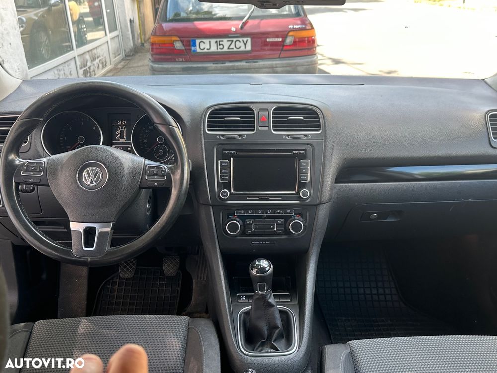 Volkswagen Golf 2.0 TDI DPF Comfortline - 6