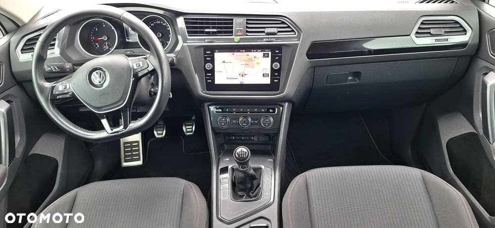 Volkswagen Tiguan - 17