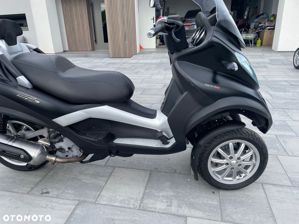 Piaggio MP-3 - 15