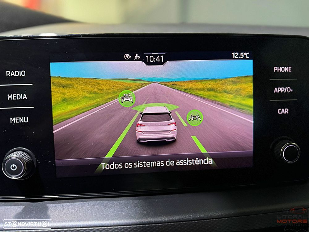 Skoda Kamiq 1.0 TSI Style - 33