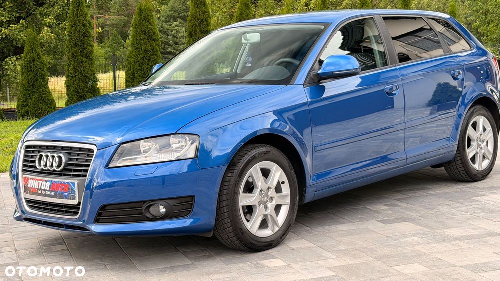 Audi A3 Sportback 1.6 Ambiente - 16