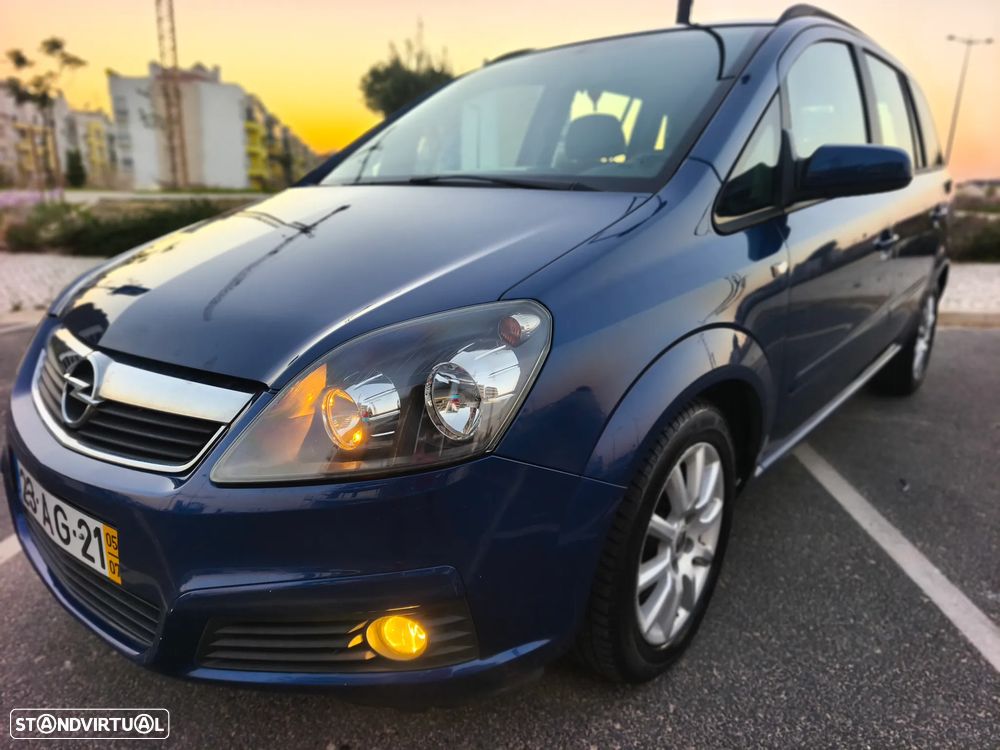 Opel Zafira 1.9 CDTi Enjoy - 40