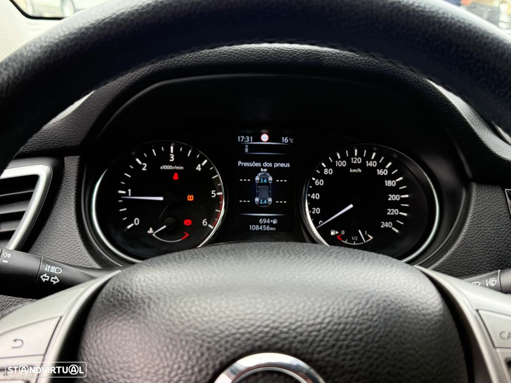 Nissan Qashqai 1.5 dCi Acenta RS - 26