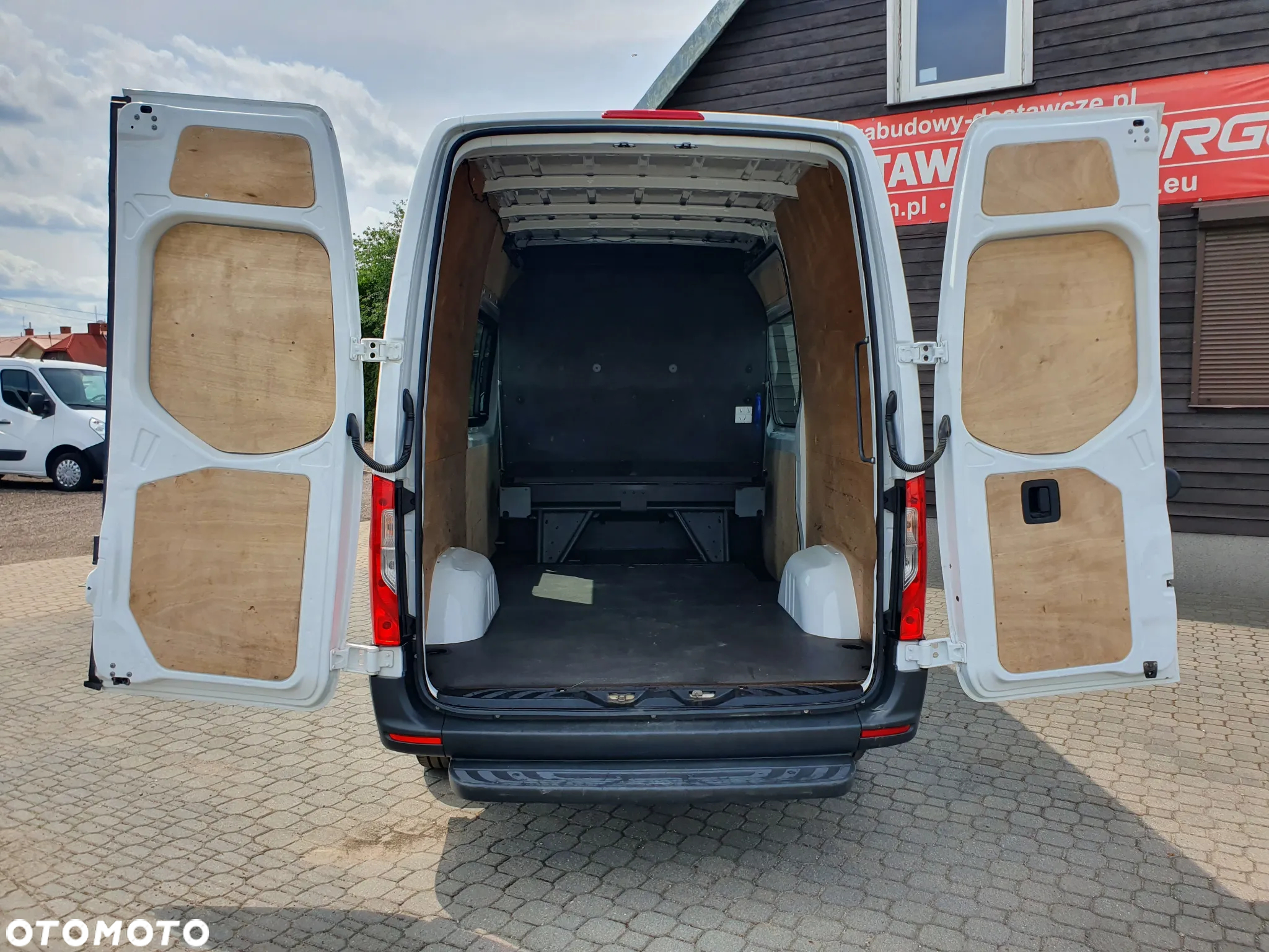 Mercedes-Benz SPRINTER - 7