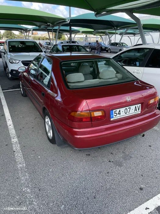 Honda Civic 1.6 ESi - 1