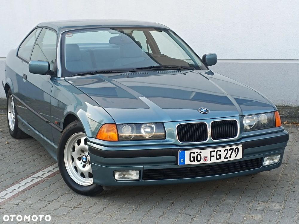 BMW Seria 3 316i - 4