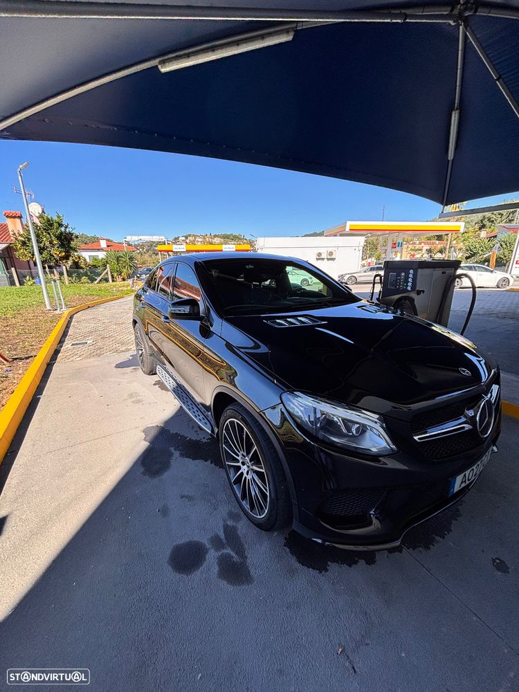 Mercedes-Benz GLE 350 d 4-Matic - 4