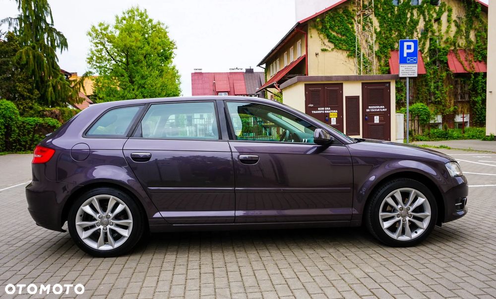 Audi A3 Sportback 1.6 Ambition - 19