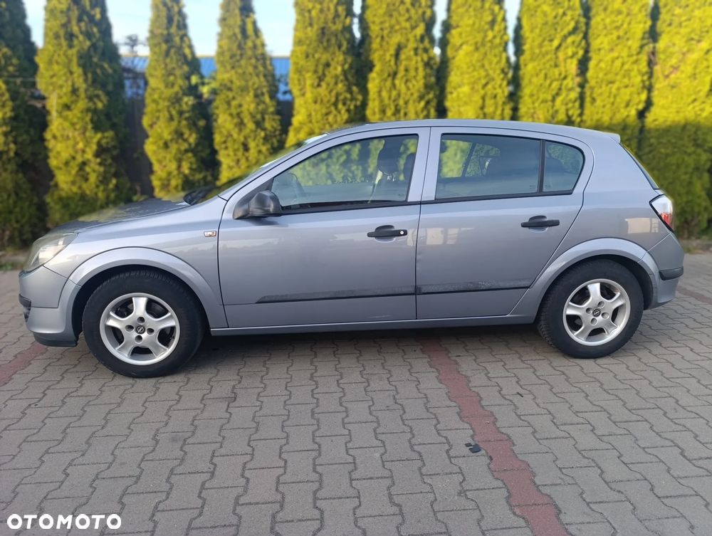 Opel Astra 1.4 Enjoy - 12