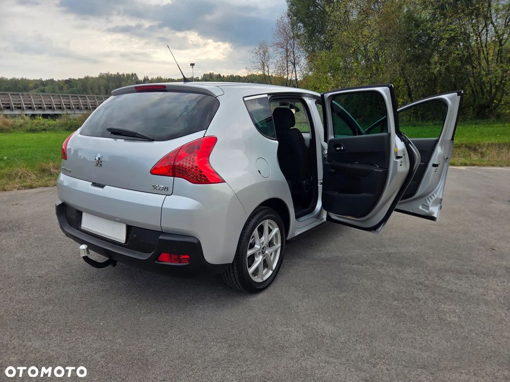 Peugeot 3008 1.6 HDi Premium - 18