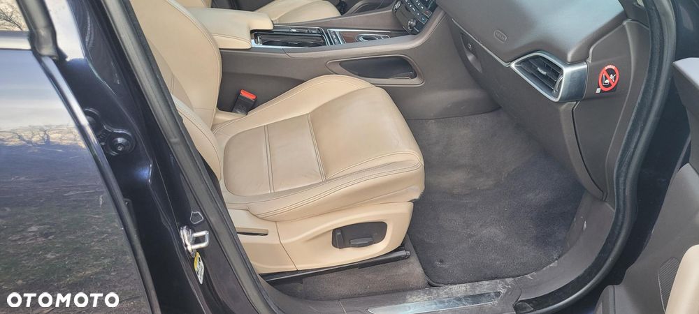 Jaguar F-Pace 2.0 i4D AWD Prestige - 7