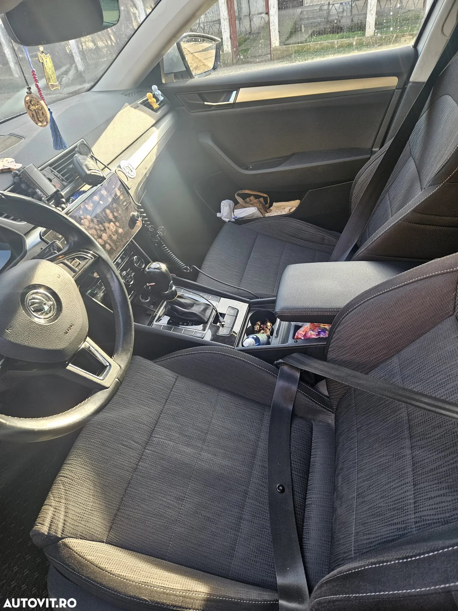 Skoda Superb 2.0 TDI DSG Ambition - 9