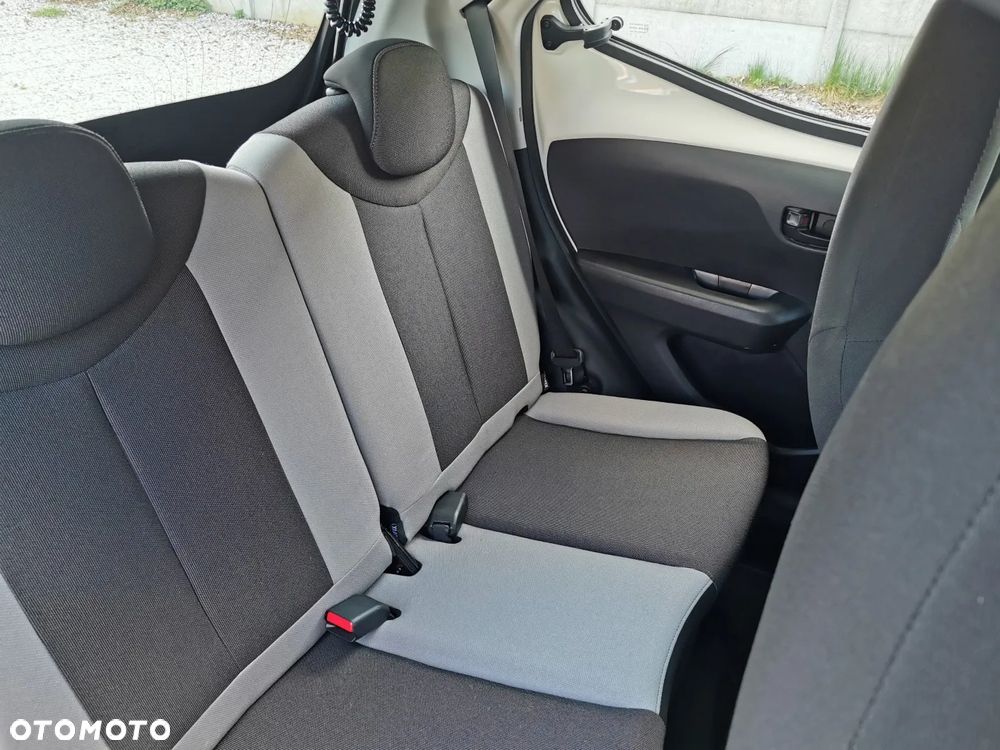 Toyota Aygo - 12