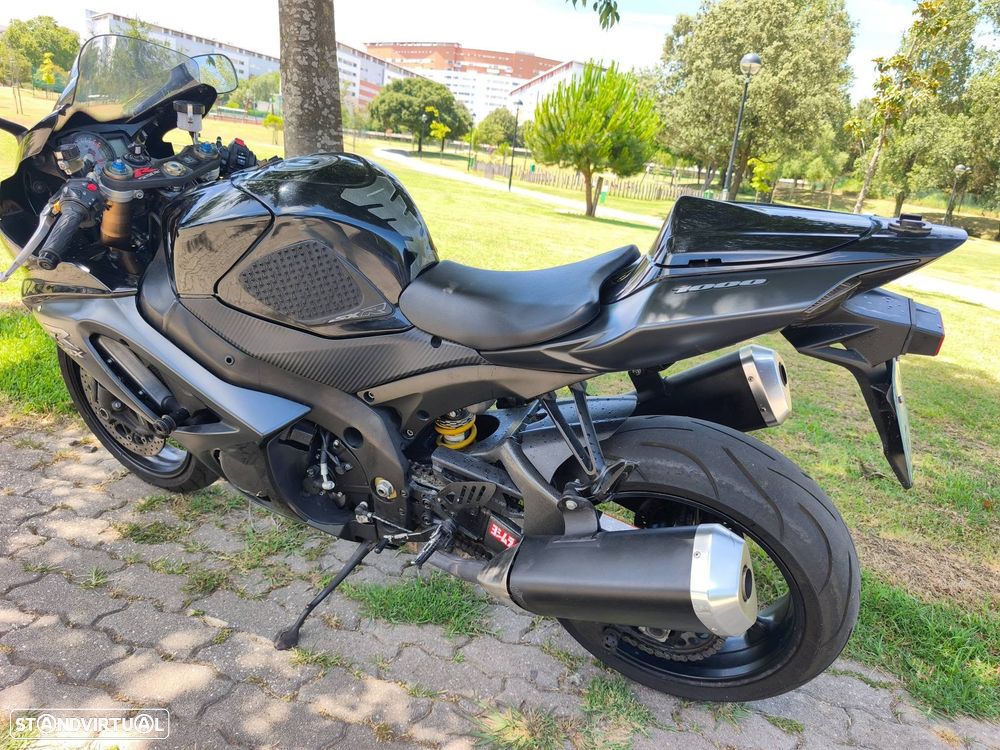 Suzuki GSX-R 1000 - 12