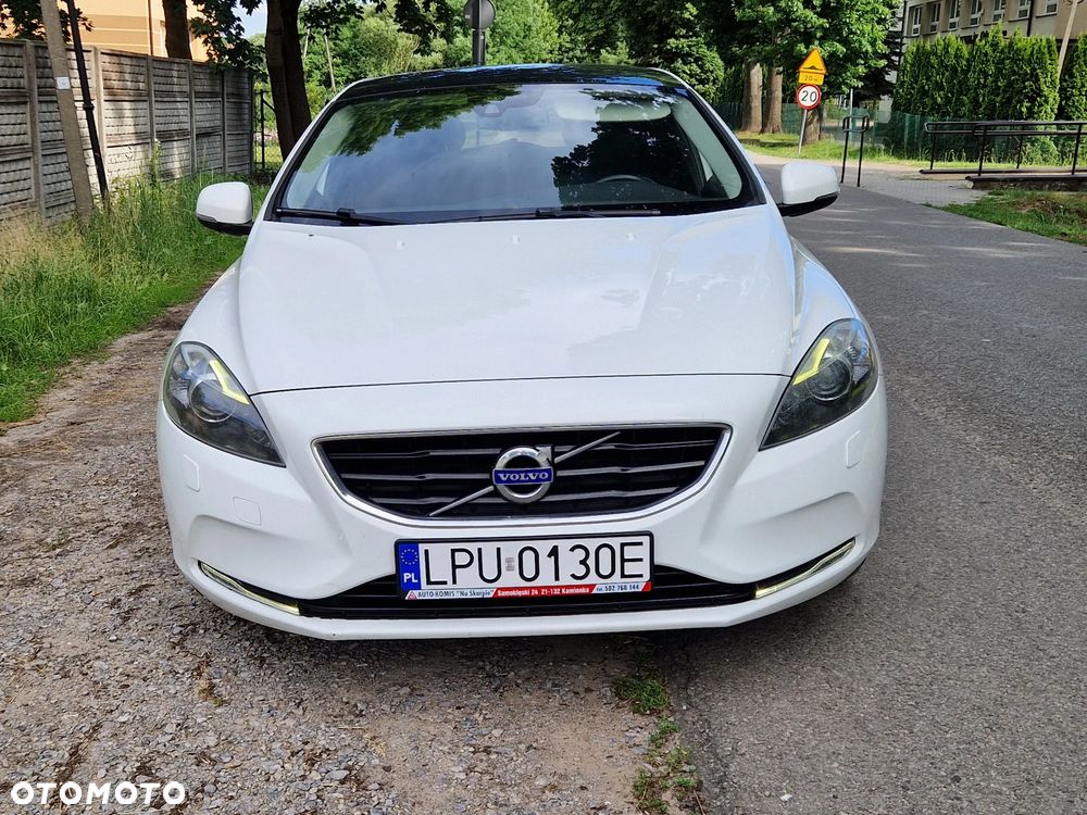Volvo V40 D2 Momentum - 12
