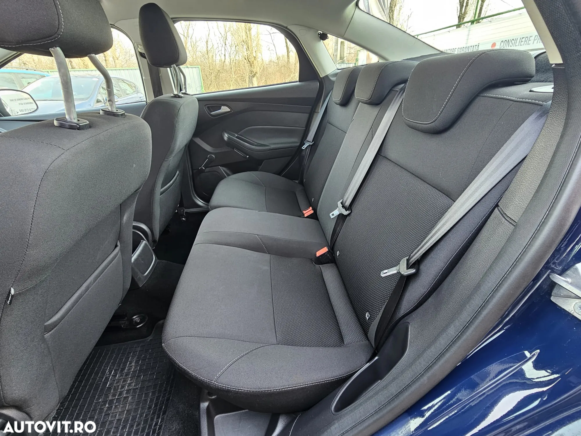 Ford Focus 1.5 TDCi Powershift Titanium - 12