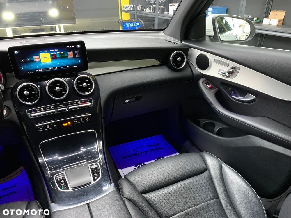 Mercedes-Benz GLC ver-300-4matic-9g--tronic-edition-avantgarde - 20