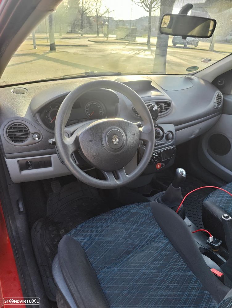 Renault Clio 1.2 16V 75 Dynamique - 7