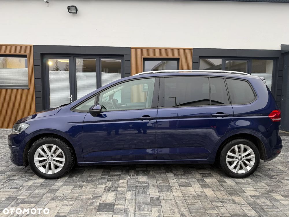 Volkswagen Touran - 9