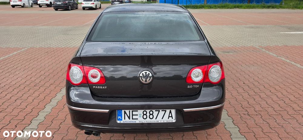 Volkswagen Passat 2.0 TDI Comfortline R-Style DSG - 8