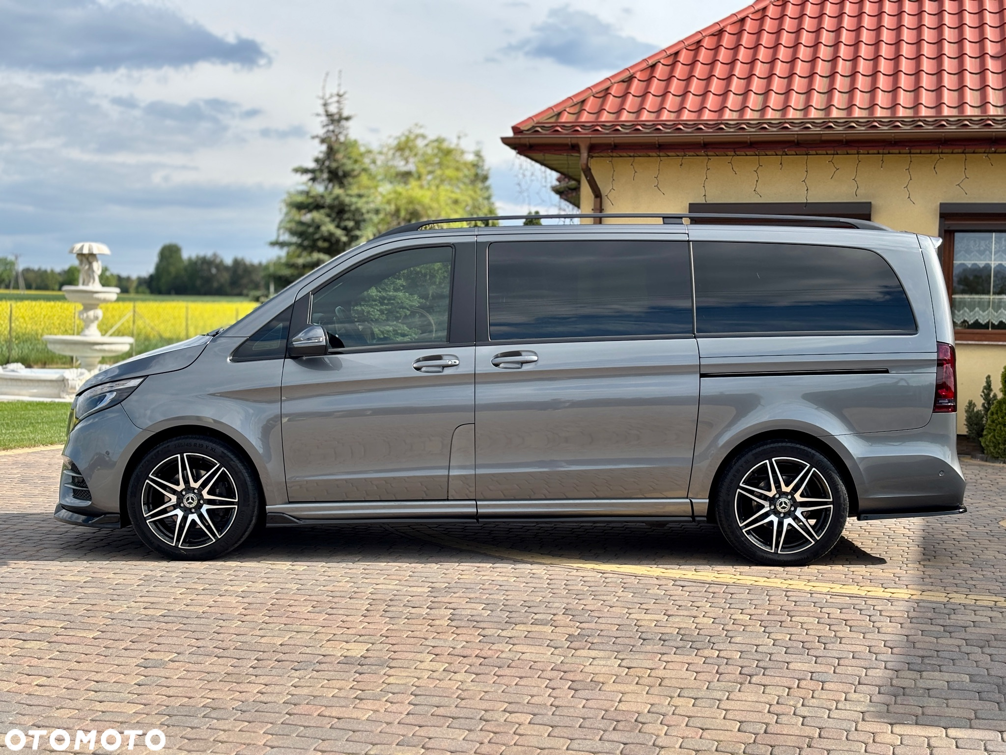 Mercedes-Benz Klasa V 300 d Avantgarde 9G-Tronic - 6