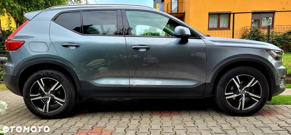 Volvo XC 40 T3 Momentum - 5