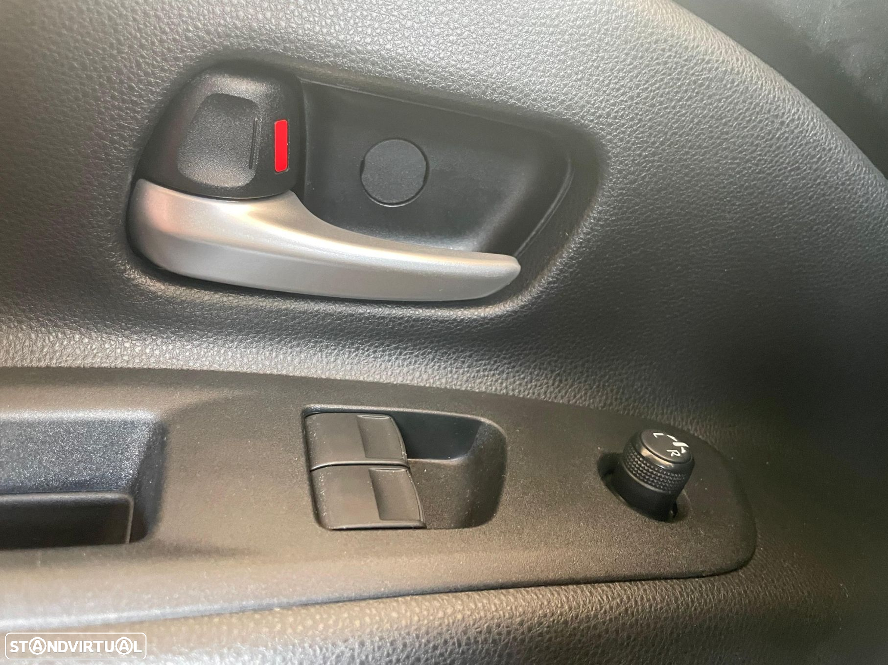 Toyota Aygo X 1.0 Envy - 13