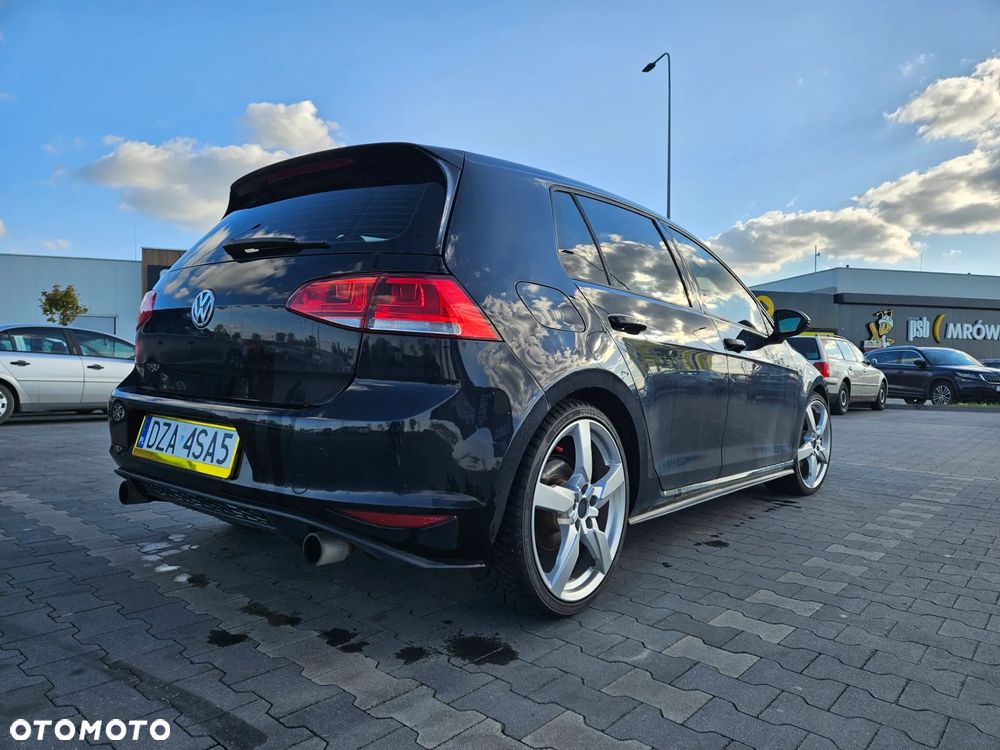 Volkswagen Golf VII 2.0 TSI BMT GTI DSG - 3