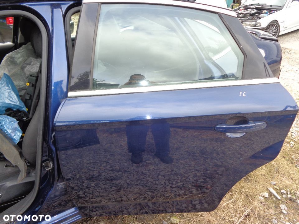 mondeo mk4 lift drzwi tylne p/l kolor E6 - 1
