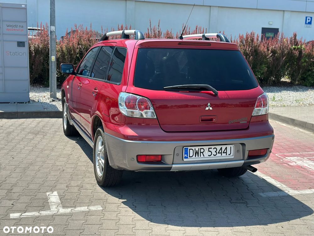 Mitsubishi Outlander - 6
