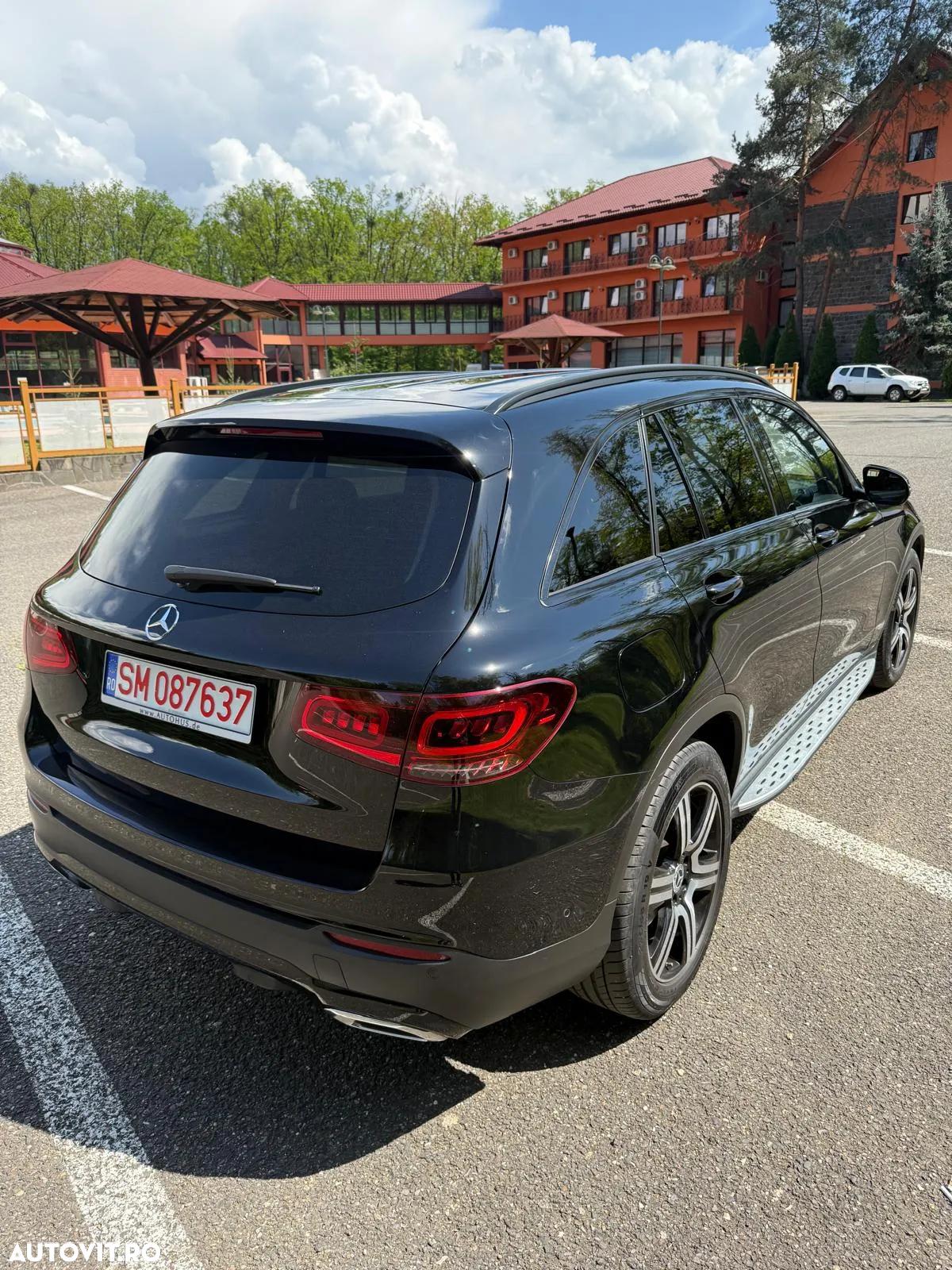 Mercedes-Benz GLC 220 d 4Matic 9G-TRONIC - 3