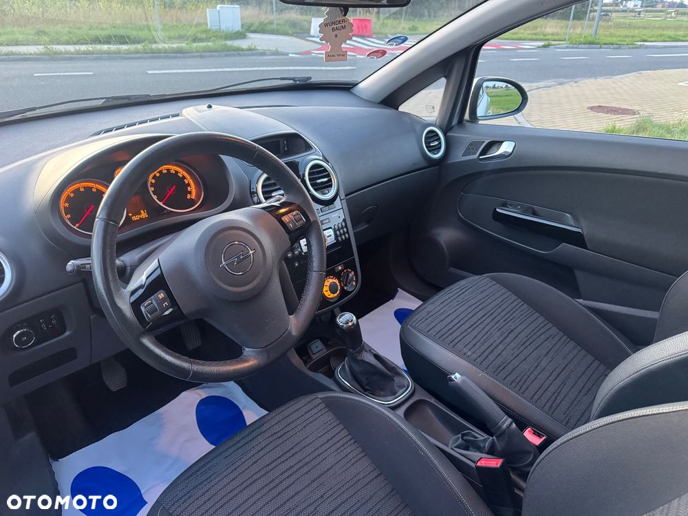 Opel Corsa 1.2 Cosmo - 7