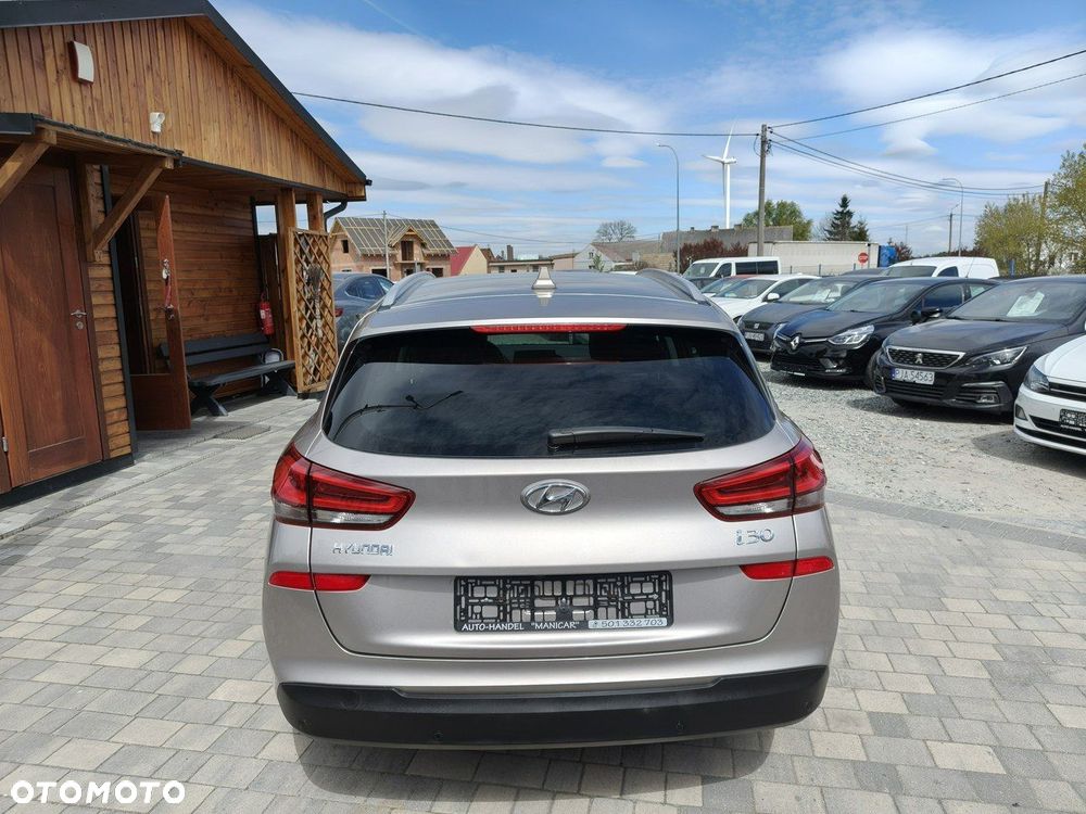 Hyundai i30 1.6 CRDI DCT Trend - 5