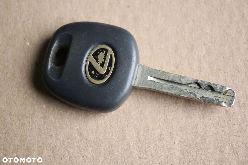 Kluczyk oryginalny LEXUS GS mk1 gs300 - 2