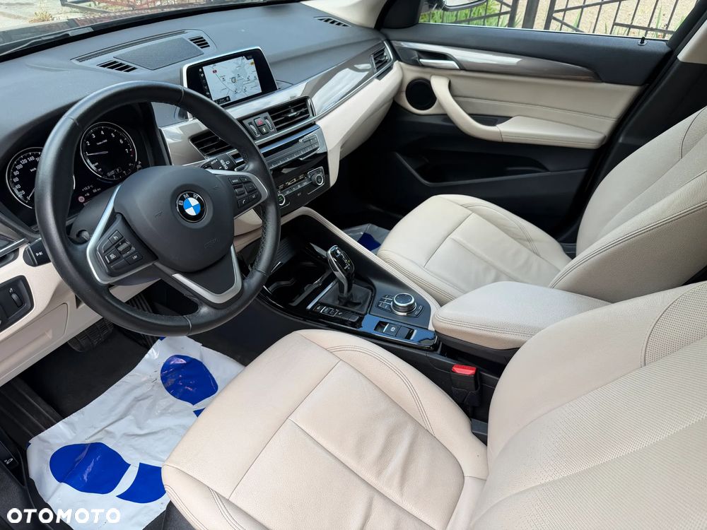 BMW X1 sDrive18i GPF xLine - 9
