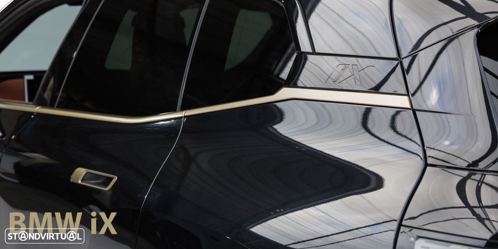 BMW iX xDrive 50 Pack Desportivo - 45