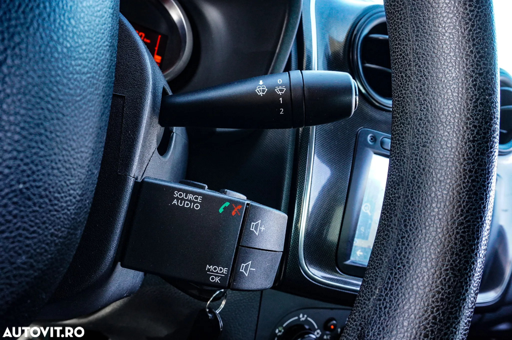 Dacia Logan 0.9 TCe Laureate - 27