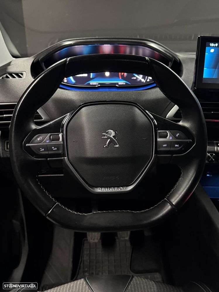 Peugeot 3008 PureTech 130 Stop & Start GPF Allure - 6