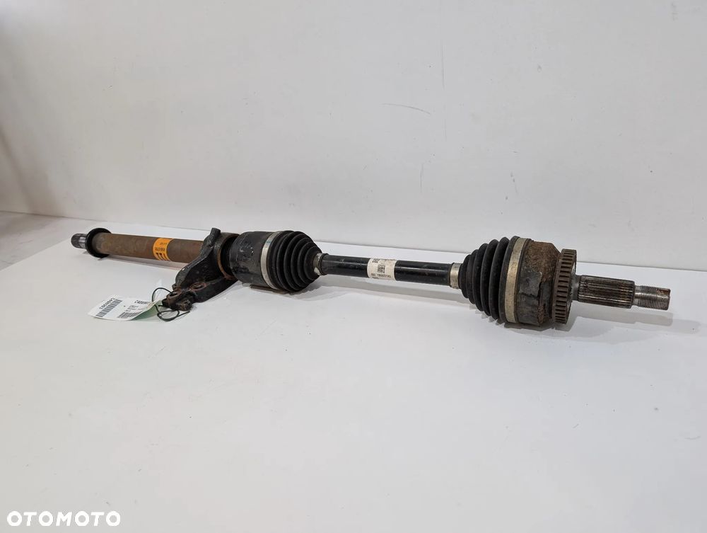 HYUNDAI TUCSON III PÓŁOŚ PRAWA PRZÓD 4950D7030 49560-D7090 - 3