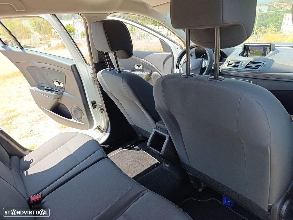 Renault Mégane Sport Tourer ENERGY dCi 110 Start & Stopp Paris Business - 15