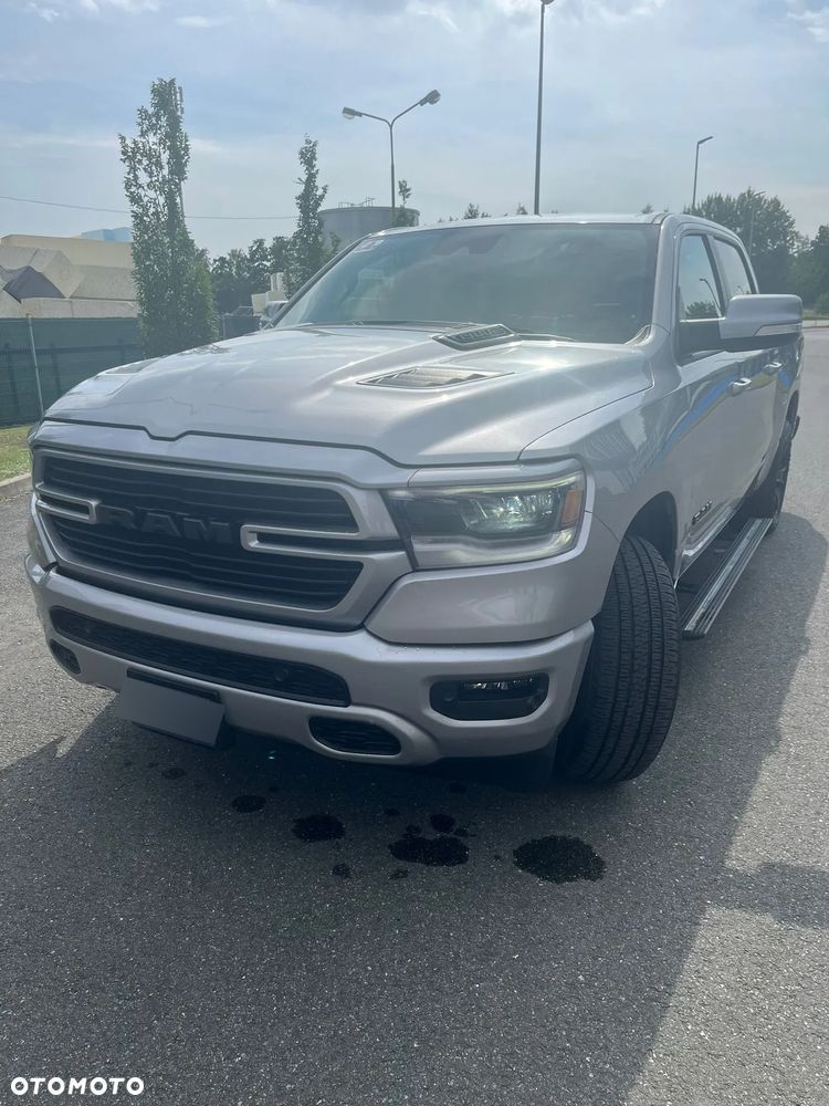 Dodge RAM 1500 5.7 4x4 - 7
